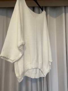Soft knit jumper cream