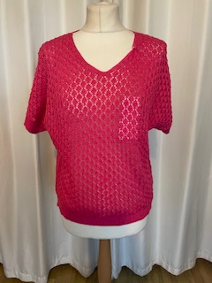 Fine knit short sleeve cerise