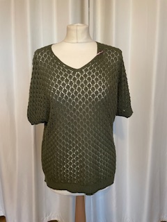 Fine knit short sleeve khaki